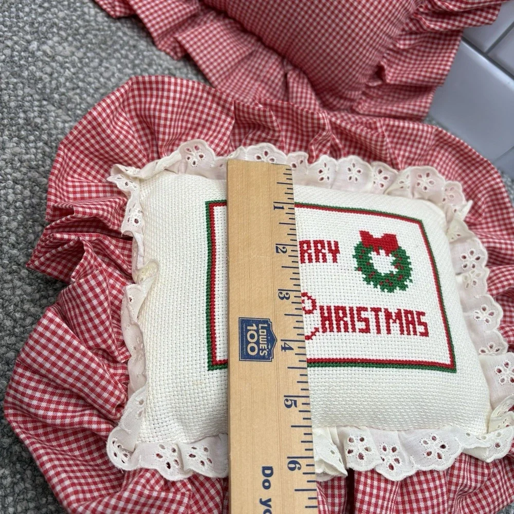 Cross Stitch Pillows Merry Christmas Set Of 2 VTG Gingham Red Trim Throw Pillows